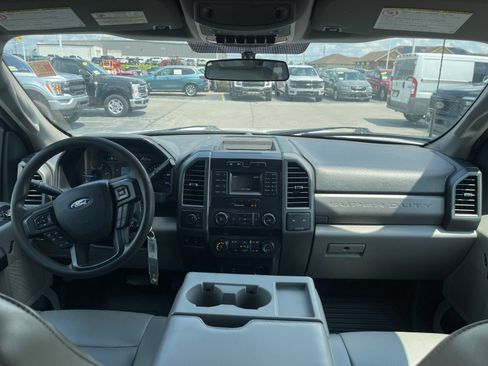 Used 2019 Ford F350 XL w/ Power Equipment Group AWD/4WD image 15