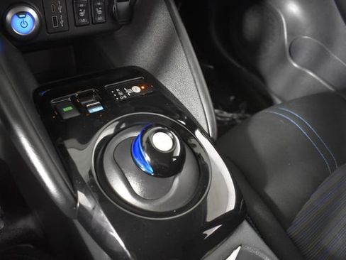 Certified 2023 Nissan Leaf SV Plus FWD image 25
