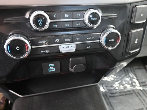 Used 2024 Ford F150 XLT AWD/4WD image 31