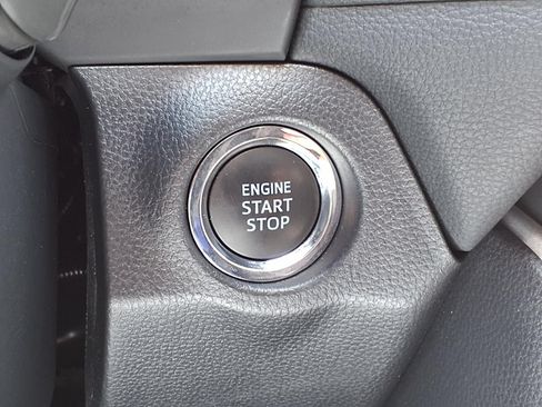 Certified 2025 Toyota RAV4 XLE w/ Convenience Package FWD image 16