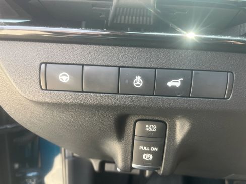 Used 2025 Nissan Murano SL w/ Cargo Package AWD/4WD image 9
