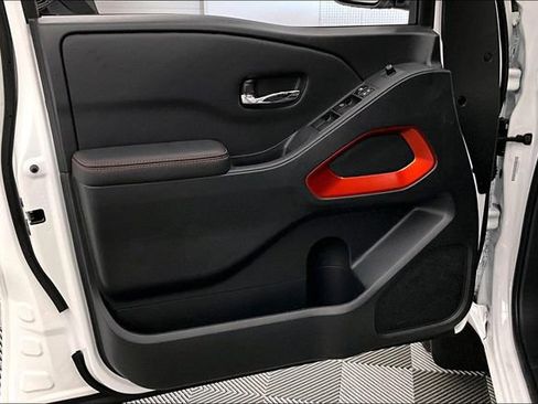 New 2025 Nissan Frontier PRO-4X w/ Pro Convenience Package image 28