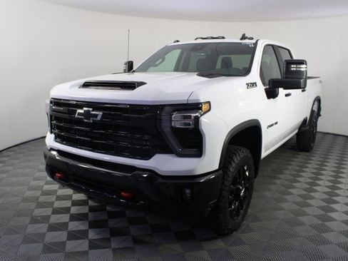 New 2026 Chevrolet Silverado 2500 LT image 19