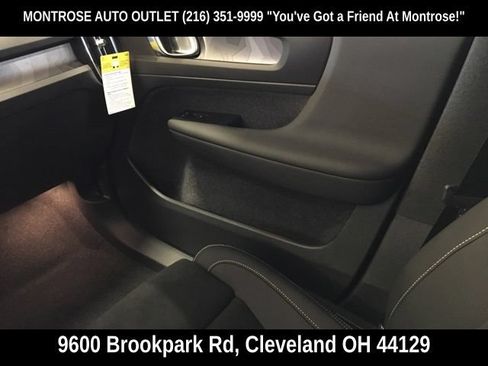 New 2024 Volvo XC40 Recharge Plus w/ Protection Package Premier RWD image 31