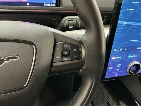 Used 2022 Ford Mustang Mach-E Select image 26