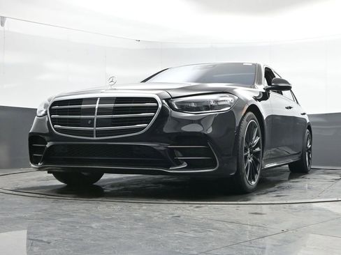 Used 2023 Mercedes-Benz S 580 4MATIC Sedan image 40
