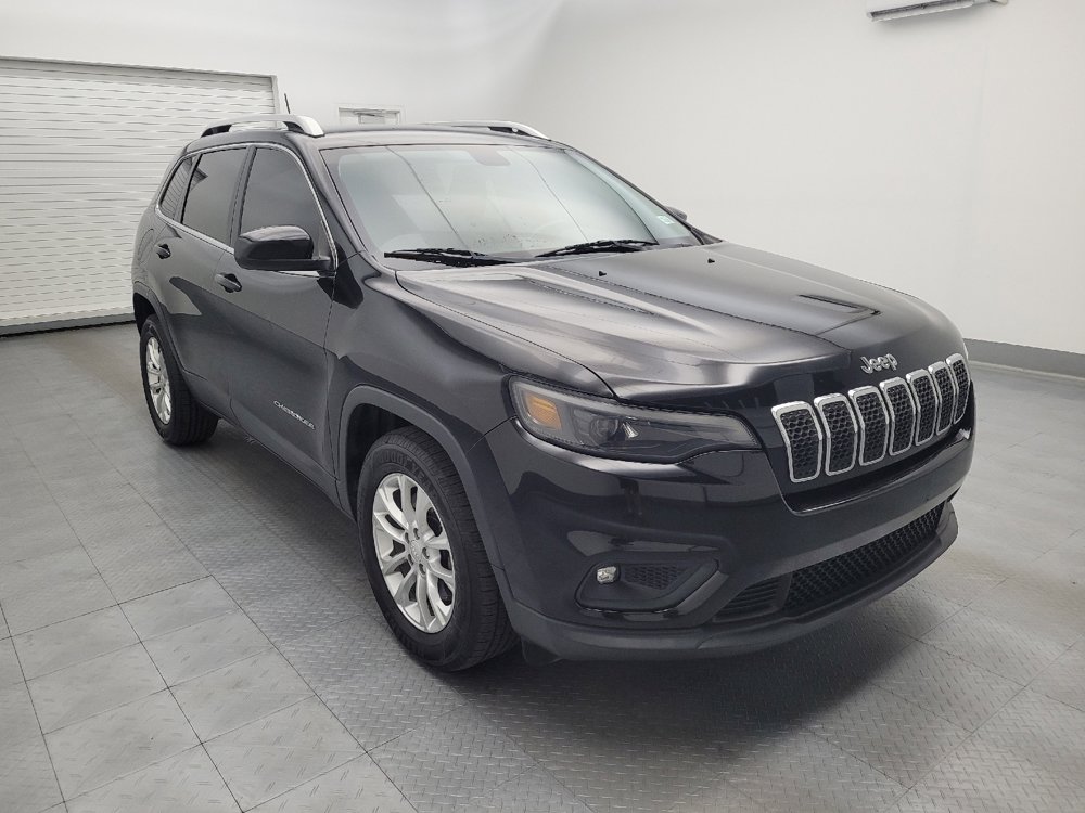 Used 2019 Jeep Cherokee Latitude w/ Cold Weather Group FWD image 13