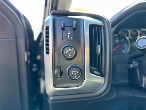 Used 2018 GMC Sierra 1500 SLT w/ SLT Premium Package image 14