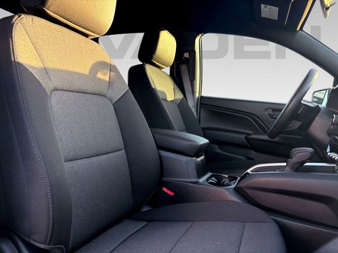 Used 2026 Chevrolet Colorado W/T w/ Advanced Trailering Package image 12