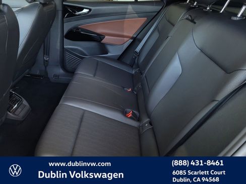 Used 2021 Volkswagen ID.4 Pro S w/ ID.4 Protection Package image 11