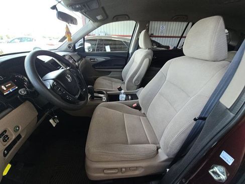 Used 2018 Honda Pilot EX image 8