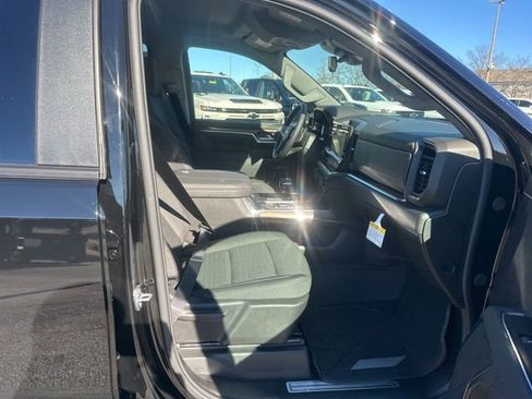New 2026 Chevrolet Silverado 1500 LT AWD/4WD image 32