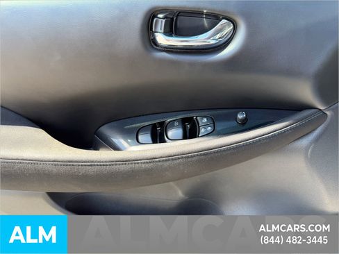 Used 2018 Nissan Leaf SV w/ SV Technology Package image 26
