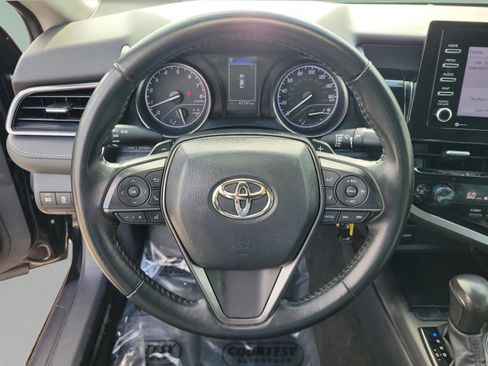 Used 2023 Toyota Camry SE image 17