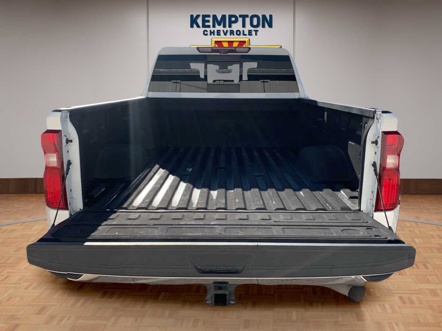 Used 2024 Chevrolet Silverado 3500 LTZ w/ LTZ Plus Package AWD/4WD image 19