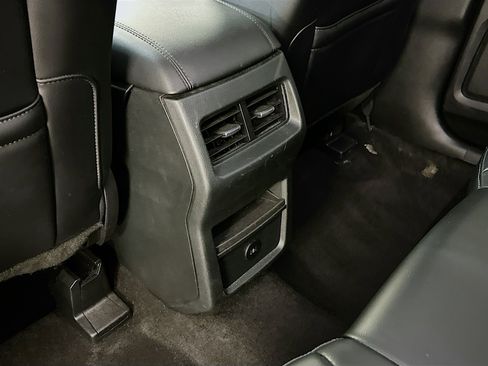 Used 2024 Ford Edge SEL image 27