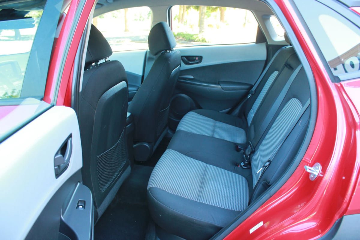 Used 2021 Hyundai Kona SE AWD/4WD image 24