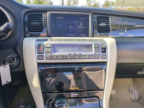 Used 2009 Lexus SC 430 Convertible image 20