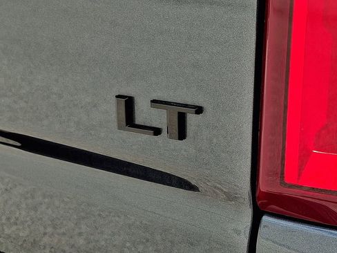 Used 2020 Chevrolet Silverado 1500 LT Trail Boss w/ Convenience Package AWD/4WD image 31