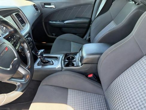 Used 2020 Dodge Charger R/T w/ Blacktop Package RWD image 16
