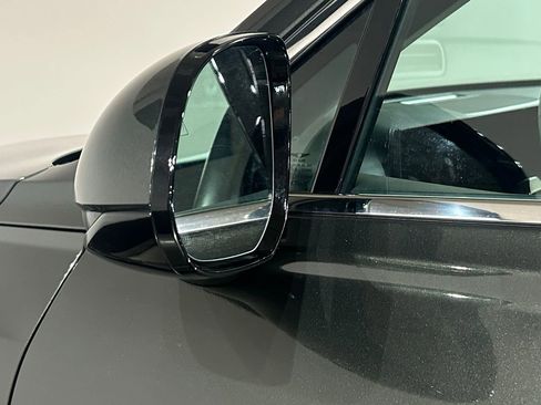 Used 2025 Genesis GV80 2.5T Standard AWD/4WD image 18