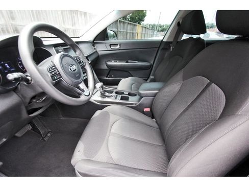 Used 2017 Kia Optima LX FWD image 14