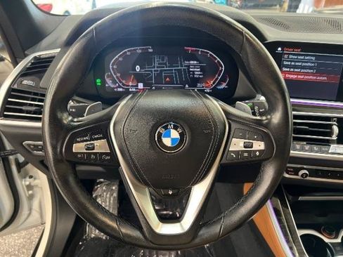 Used 2019 BMW X5 xDrive40i w/ Executive Package AWD/4WD image 14