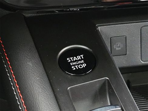 New 2026 Nissan Kicks SR image 18