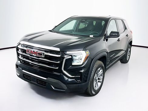 Used 2025 GMC Terrain Elevation image 3