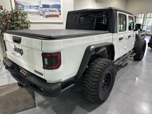 Used 2023 Jeep Gladiator Sport AWD/4WD image 28
