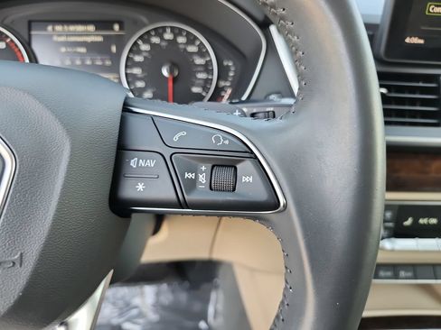 Used 2018 Audi Q5 2.0T Premium AWD/4WD image 34