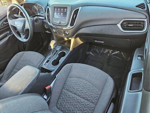 Used 2024 Chevrolet Equinox LT image 20