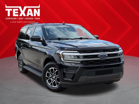 Used 2024 Ford Expedition XLT RWD image 1