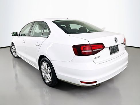 Used 2018 Volkswagen Jetta S image 5