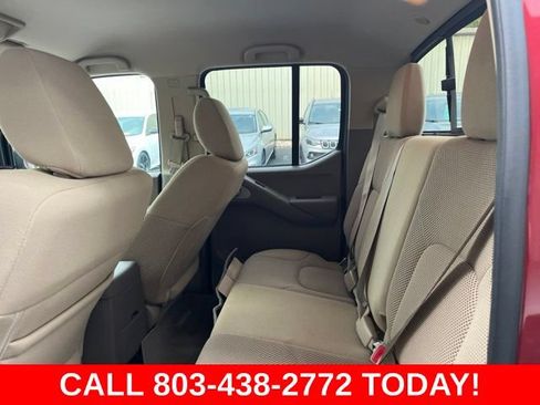 Used 2018 Nissan Frontier SV w/ Value Truck Package RWD image 12