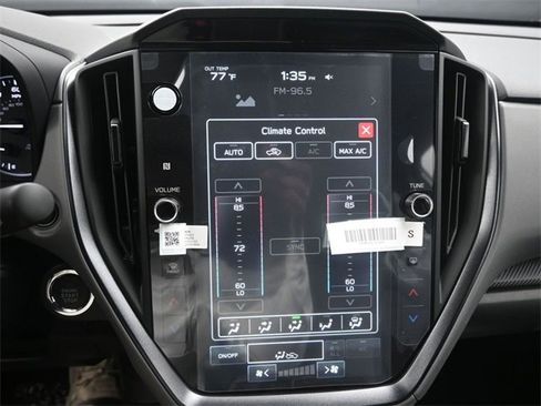 New 2025 Subaru Crosstrek 2.5i Limited w/ Popular Package #3A image 7