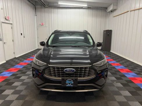 Used 2025 Ford Escape Platinum AWD/4WD image 8