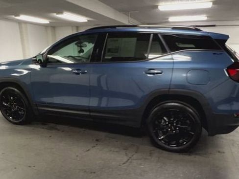 Certified 2024 GMC Terrain SLT w/ Tech Package AWD/4WD image 6