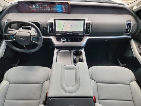 New 2026 Ford Expedition Platinum AWD/4WD image 20
