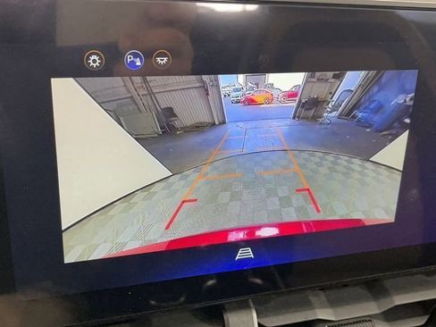 New 2025 Chevrolet Equinox ACTIV image 23