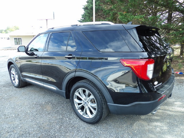 Certified 2021 Ford Explorer Limited w/ Equipment Group 301A AWD/4WD image 3