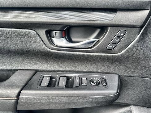 Used 2025 Honda CR-V Sport-L image 13