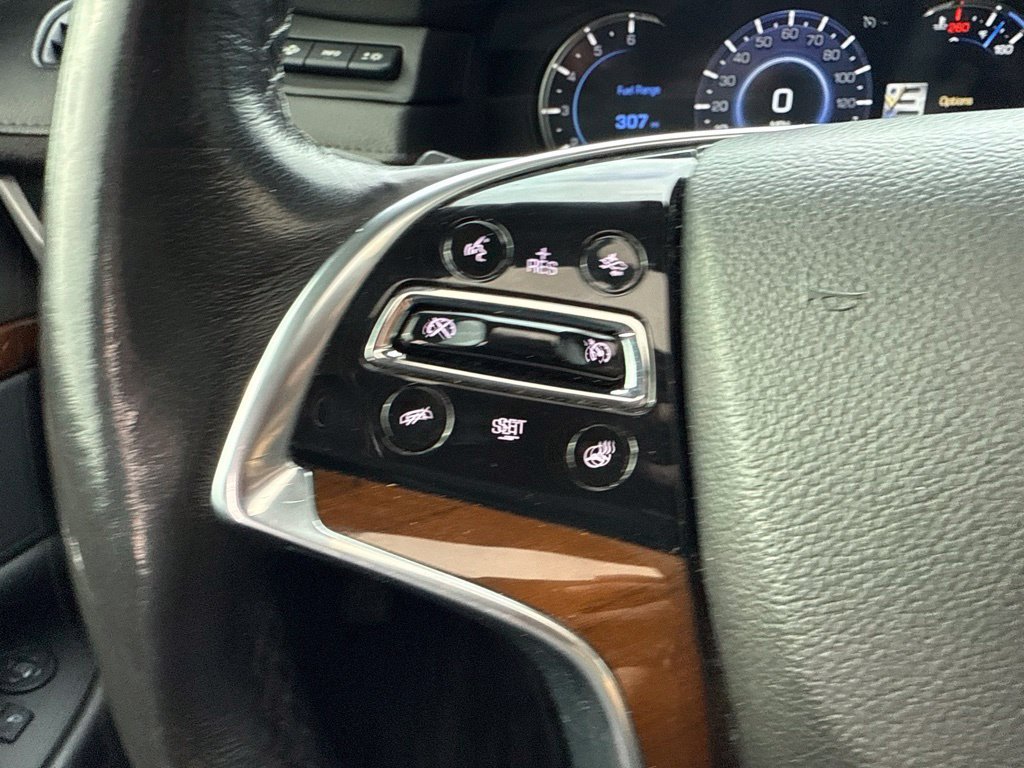 Used 2020 Cadillac Escalade Luxury RWD image 28