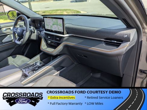 New 2026 Ford Explorer Tremor w/ Tremor Ultimate Package AWD/4WD image 39