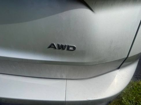 Used 2025 Nissan Rogue SV AWD/4WD image 9