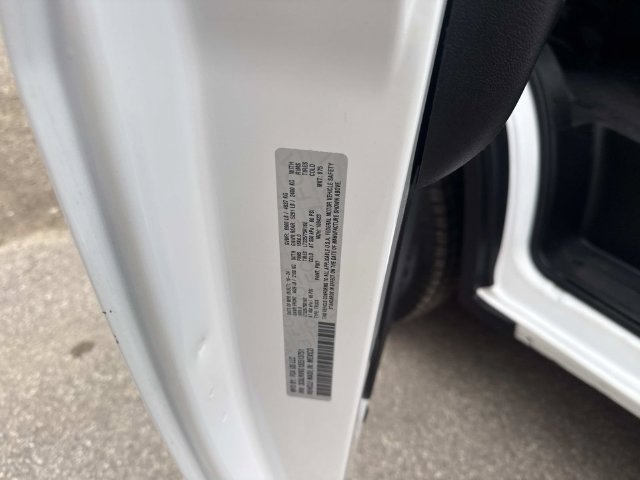 Used 2025 RAM ProMaster 2500 w/ Convenience Group FWD image 17