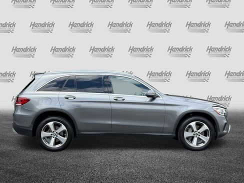 Used 2021 Mercedes-Benz GLC 300 4MATIC image 3