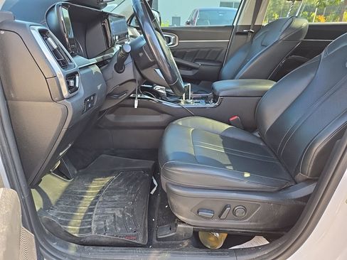 Used 2021 Kia Sorento SX image 5