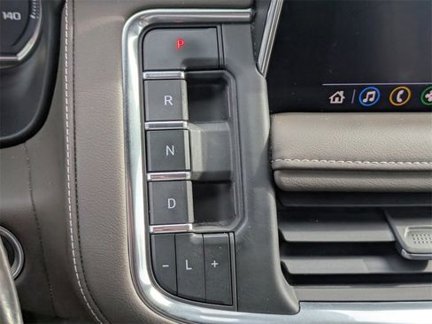 Used 2021 Chevrolet Tahoe LT w/ Luxury Package image 33