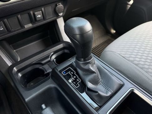 Used 2023 Toyota Tacoma SR AWD/4WD image 22